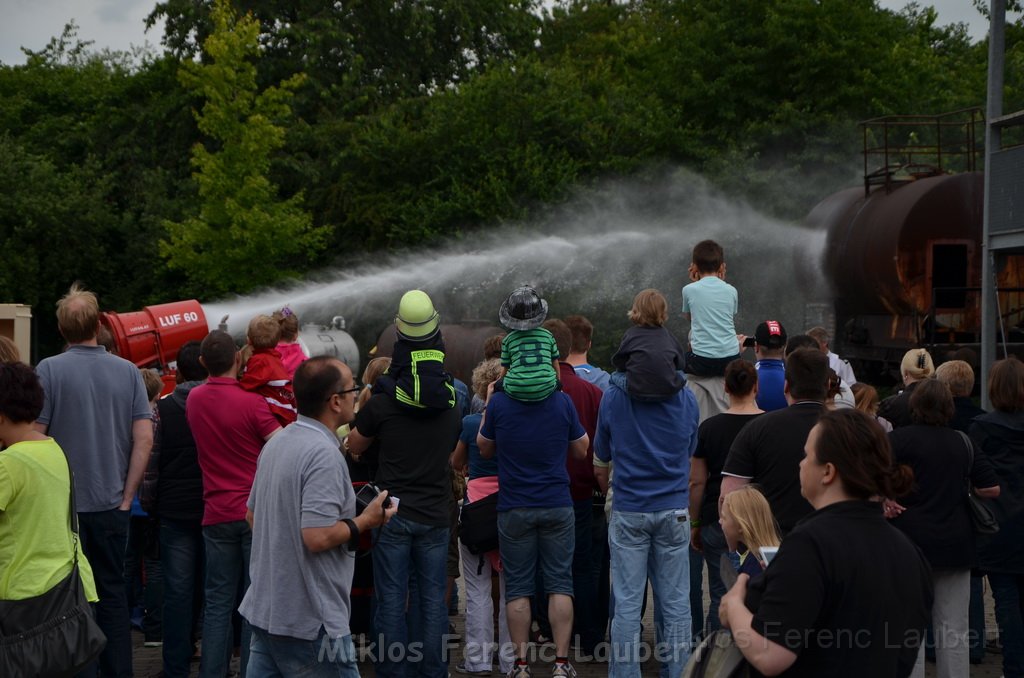 Tag der Offenen Tuer BF Koeln Weidenpesch Scheibenstr P045.JPG